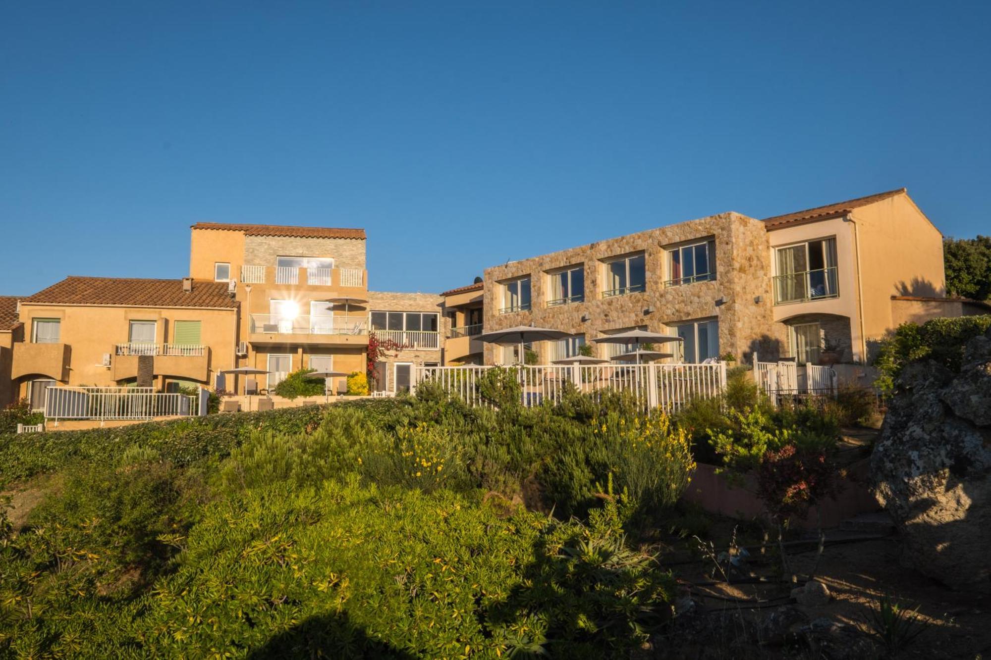 Hotel Funtana Marina L'Ile-Rousse (Corsica) Exterior foto